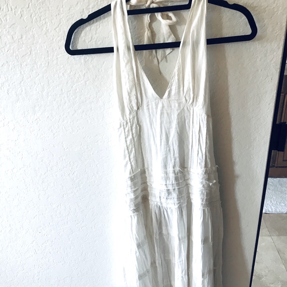 100% cotton sundress that ties around the neck